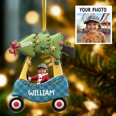 Customizable acrylic Christmas car decorations for children, with personalized photos printed on them.