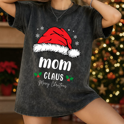 Mom Claus Christmas T-Shirt – Personalized Holiday Gift for Mom