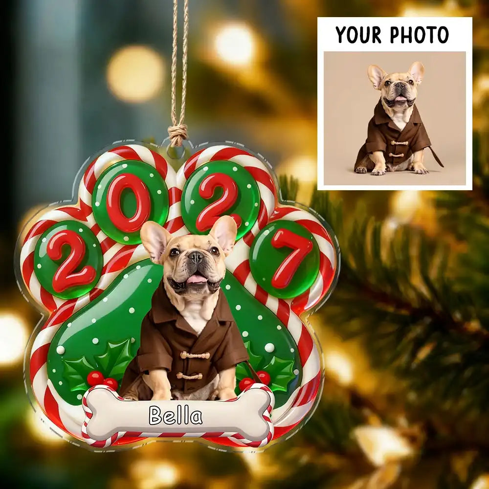 Personalized dog paw print Christmas acrylic keychain, can be customized with pet photos.