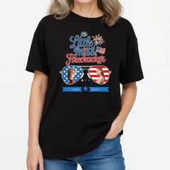 Celebra el Día de la Independencia, pequeña señorita petardo: camisetas, sudaderas y sudaderas de algodón personalizadas.