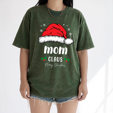 Mom Claus Christmas T-Shirt – Personalized Holiday Gift for Mom