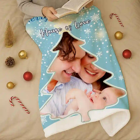 Custom Christmas Tree Photo Blanket – Personalized Gift for Mom & Grandma