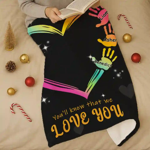 Custom Handprint Heart Blanket – Personalized Name Hug Gift for Loved Ones，Christmas Gift，Love