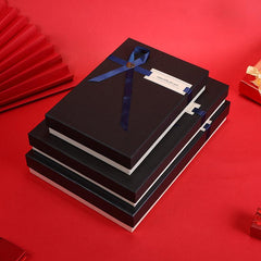 Preciosa caja de embalaje para regalo.